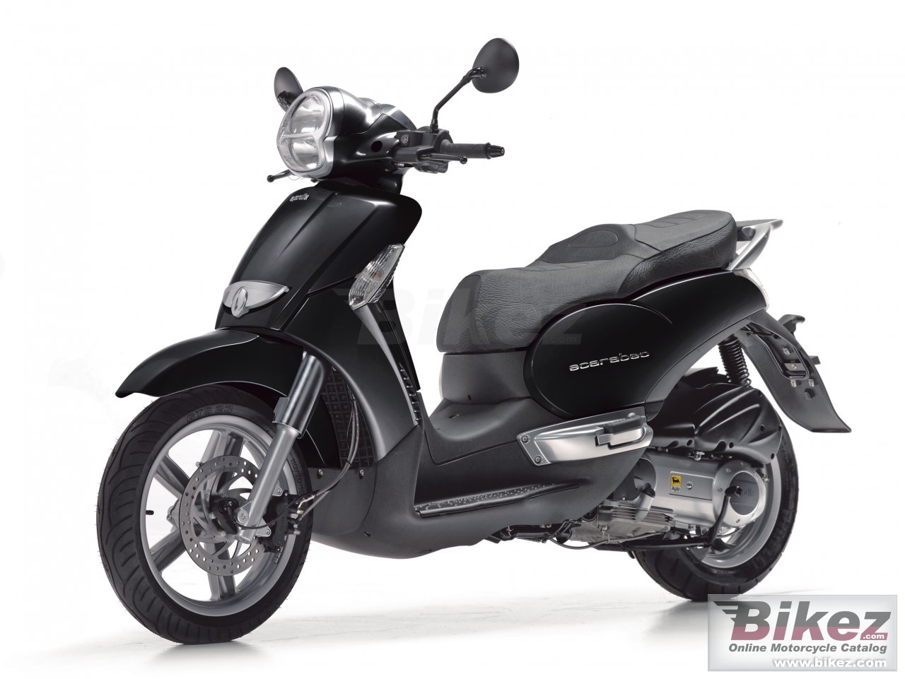Big Aprilia scarabeo 250 picture and wallpaper from Bikez.com
